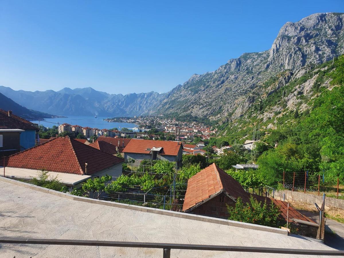Apartment Marta Kotor Zewnętrze zdjęcie