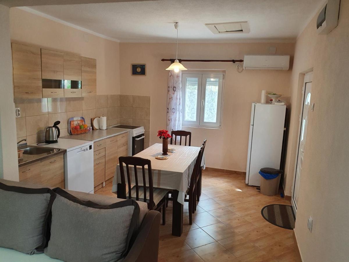 Apartment Marta Kotor Zewnętrze zdjęcie
